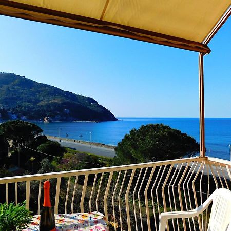 Spazioso Appartamento Vista Mare, Levanto Eksteriør billede